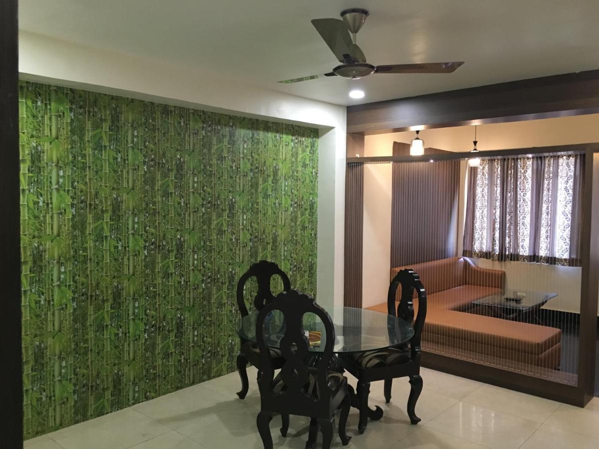 Hotel Grand Arjun Rāipur Екстериор снимка