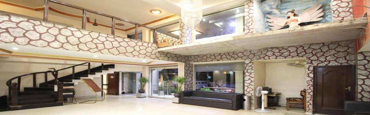 Hotel Grand Arjun Rāipur Екстериор снимка