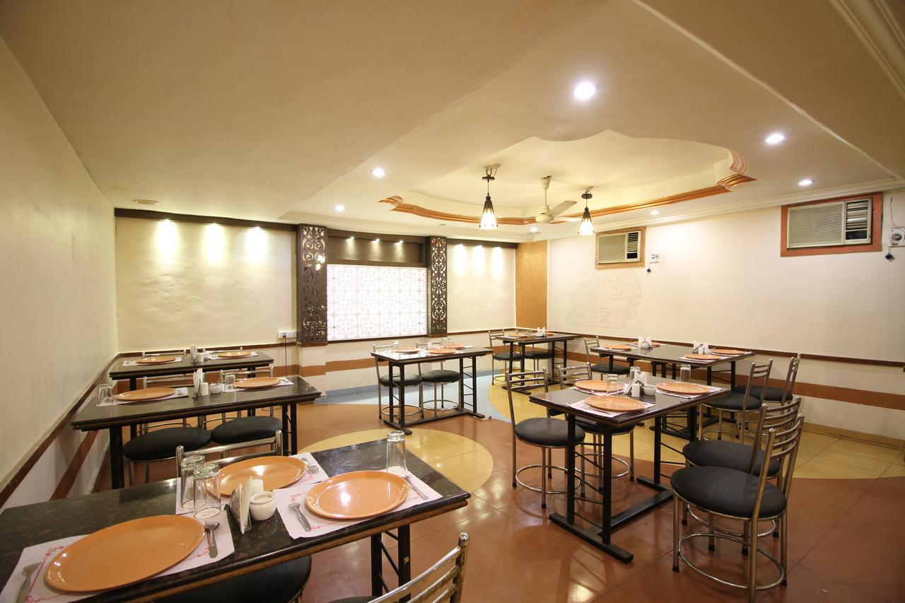 Hotel Grand Arjun Rāipur Екстериор снимка