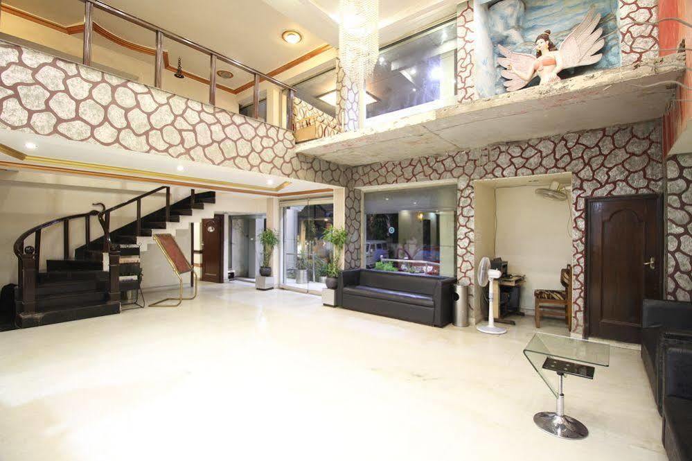 Hotel Grand Arjun Rāipur Екстериор снимка